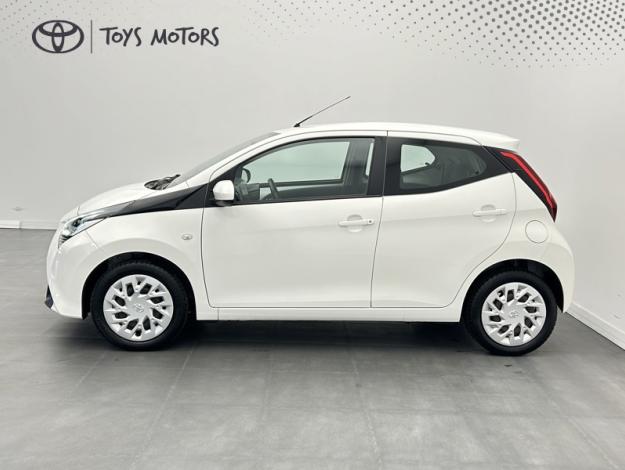 TOYOTA Aygo 1.0 VVT-i x-play  72 ch 