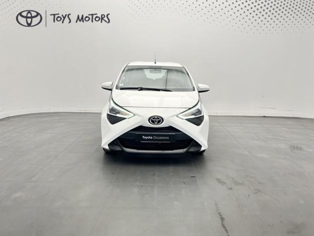 TOYOTA Aygo 1.0 VVT-i x-play  72 ch 