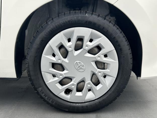 TOYOTA Aygo 1.0 VVT-i x-play  72 ch 