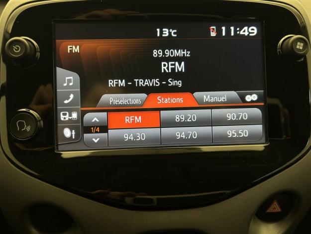 TOYOTA Aygo 1.0 VVT-i x-play  72 ch 