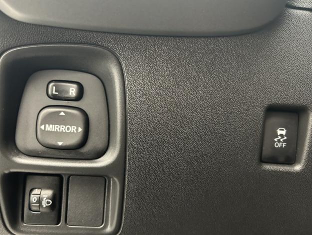 TOYOTA Aygo 1.0 VVT-i x-play  72 ch 