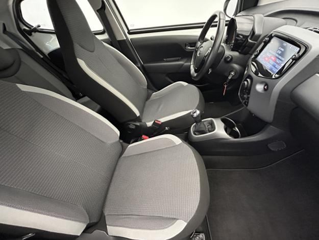 TOYOTA Aygo 1.0 VVT-i x-play  72 ch 