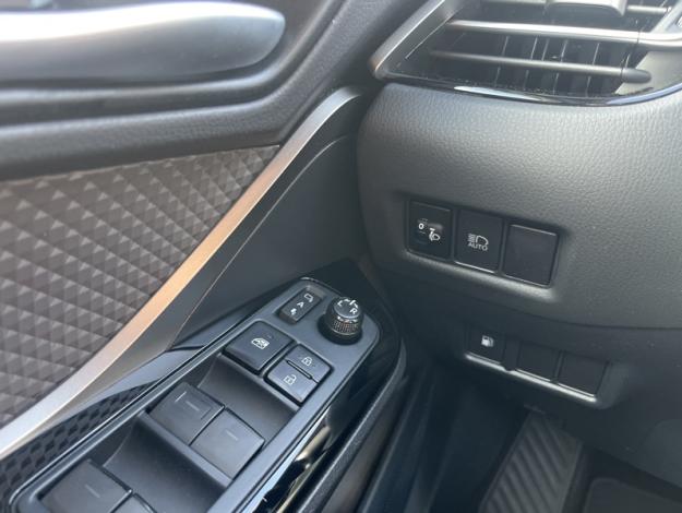 TOYOTA C-HR 2.0 hybride 184 Distinctive  