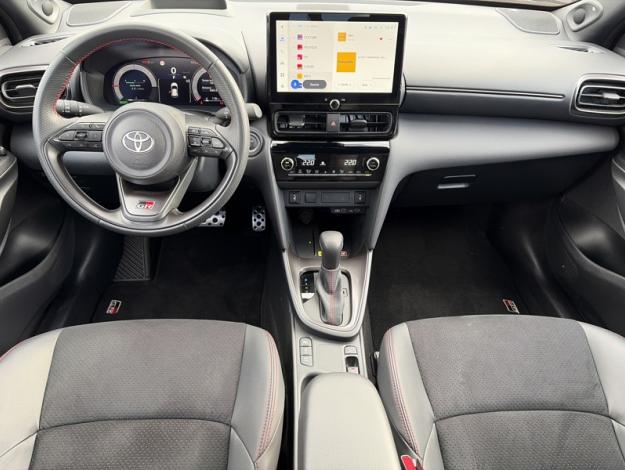 TOYOTA Yaris Cross 130h GR Sport techno  