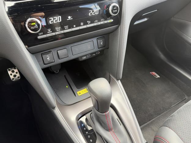 TOYOTA Yaris Cross 130h GR Sport techno  