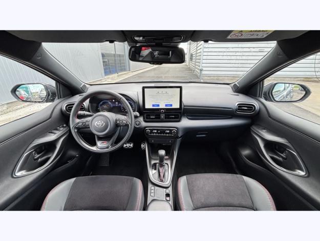 TOYOTA Yaris Hybride 130h GR SPORT  1.5 131 ch 