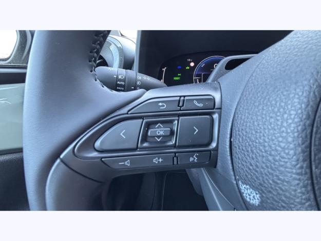 TOYOTA Aygo X Hybride 116h Graphic Zen & Radar MY26  
