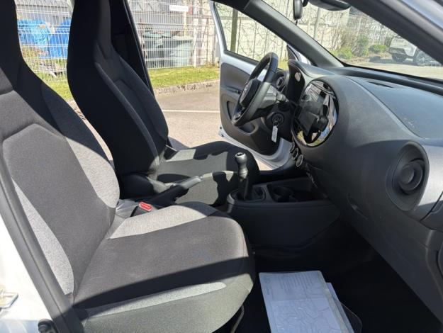 TOYOTA Aygo X 1.0 VVT-i 72 Dynamic  