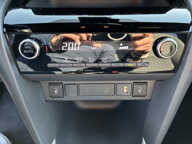 TOYOTA Yaris Cross 116h Design cargo   