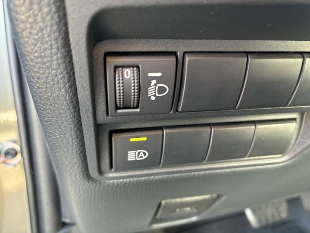 TOYOTA Yaris Cross 116h Design cargo   