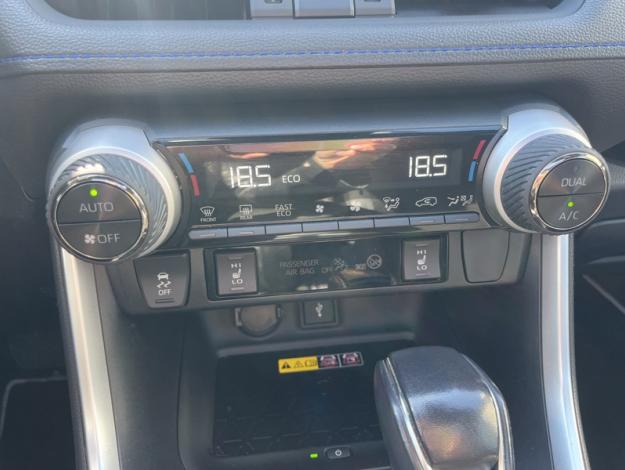 TOYOTA RAV4 Hybride AWD 222ch Collection  RAV4 HYBRID 222CH AWD I COLLECTION PACK CONF+TO VD