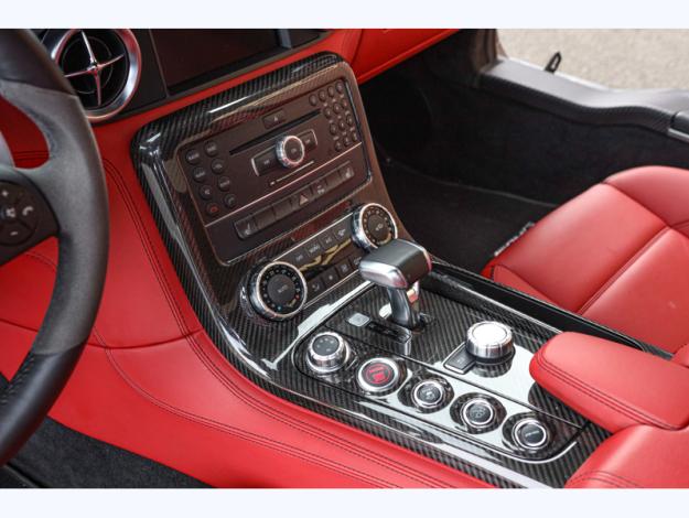 MERCEDES-BENZ SLS AMG Coupé  