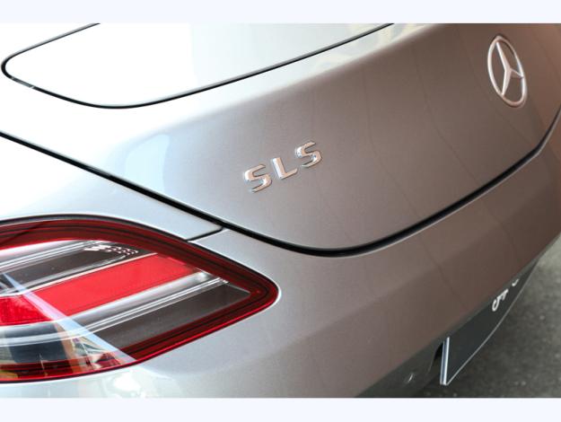 MERCEDES-BENZ SLS AMG Coupé  
