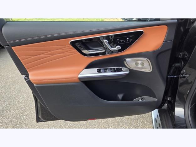 MERCEDES-BENZ GLC Coupé GLC 300 de Hybrid EQ 4MATIC Coupé AMG Line +  GLC 300 d e Hybrid EQ 4MATIC Coupé AMG Line +