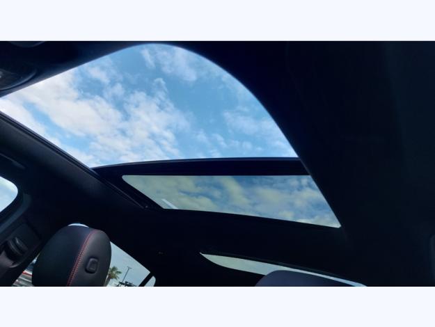 MERCEDES-BENZ GLA 200 d AMG Line  