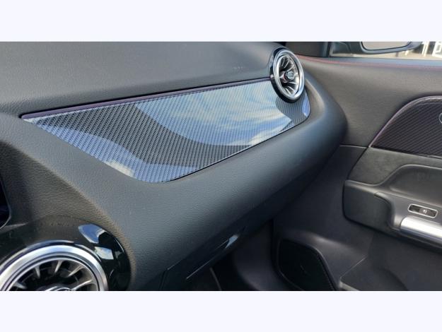 MERCEDES-BENZ GLA 200 d AMG Line  