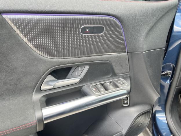 MERCEDES-BENZ EQA EQA 250 SUV