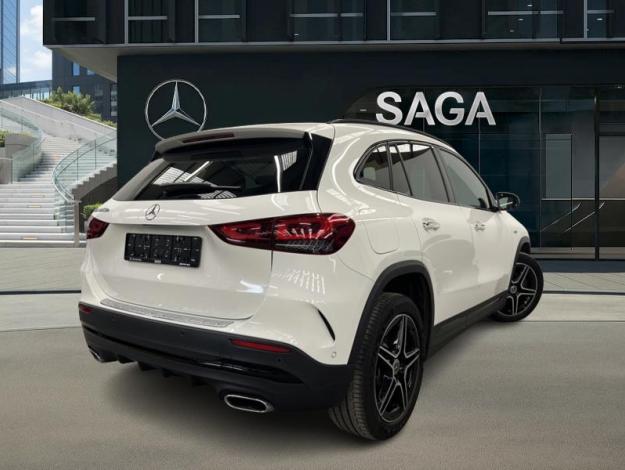 MERCEDES-BENZ GLA-Klasse GLA 250 e Off-Roader