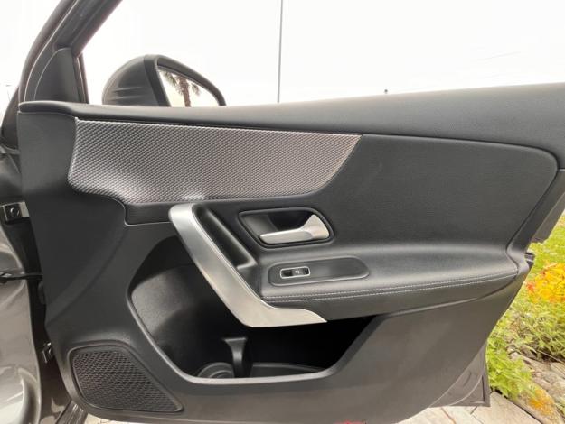 MERCEDES-BENZ Classe A 180 d Progressive Line  Classe A 180 d Progressive Line