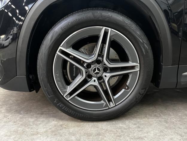 MERCEDES-BENZ GLA 200 d AMG Line  