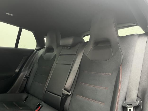 MERCEDES-BENZ CLA Shooting Brake CLA 180 Shooting Brake AMG Line  