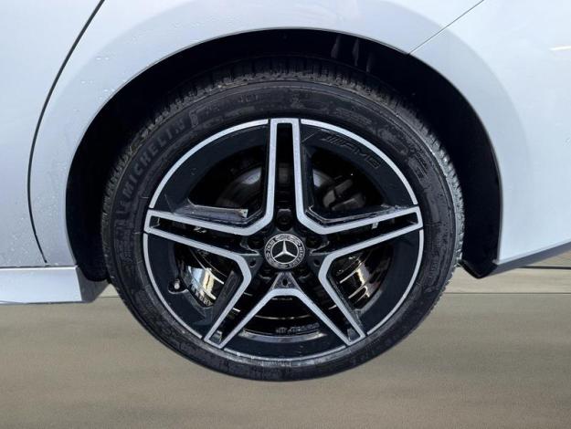 MERCEDES-BENZ CLA-Klasse CLA 180 d Shooting Brake