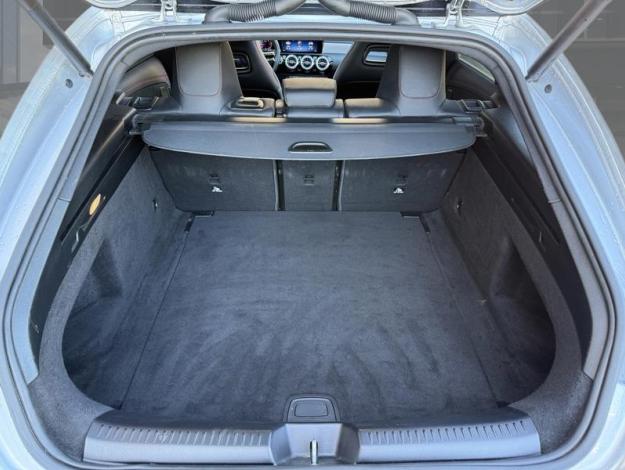 MERCEDES-BENZ CLA-Klasse CLA 180 d Shooting Brake
