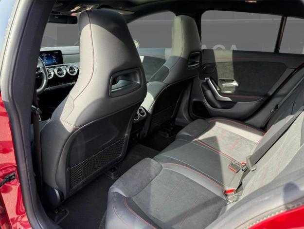 MERCEDES-BENZ CLA-Klasse CLA 180 d Shooting Brake