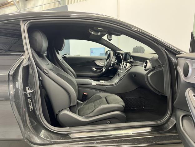 MERCEDES-BENZ C 200 4MATIC Coupé AMG Line  