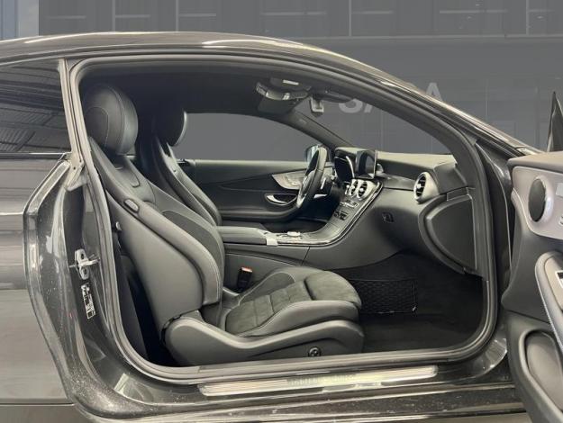 MERCEDES-BENZ C 200 4MATIC Coupé AMG Line  