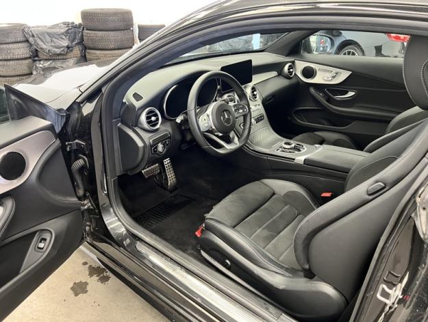 MERCEDES-BENZ C 200 4MATIC Coupé AMG Line  