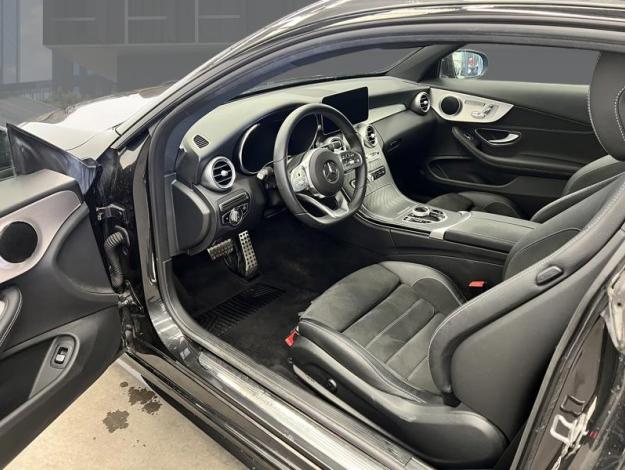 MERCEDES-BENZ C 200 4MATIC Coupé AMG Line  