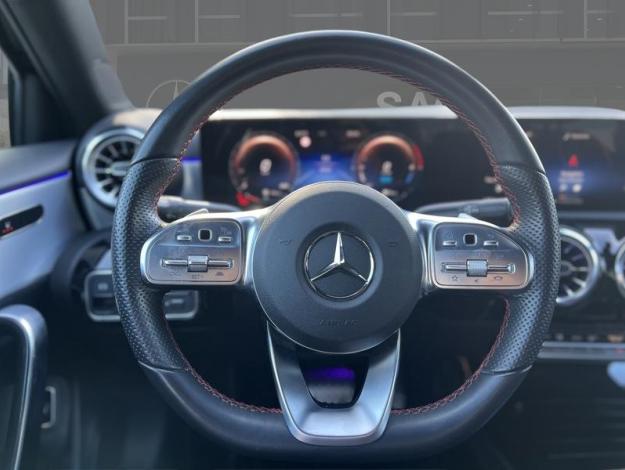 MERCEDES-BENZ A 250 e Berline AMG Pack  