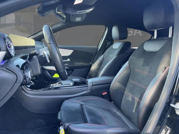 MERCEDES-BENZ A 250 e Berline AMG Pack  