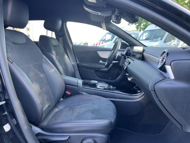 MERCEDES-BENZ A 250 e Berline AMG Pack  