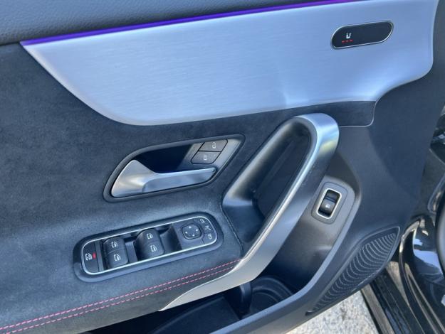 MERCEDES-BENZ A 250 e Berline AMG Pack  