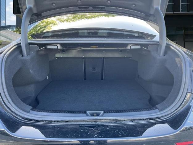 MERCEDES-BENZ A 250 e Berline AMG Pack  