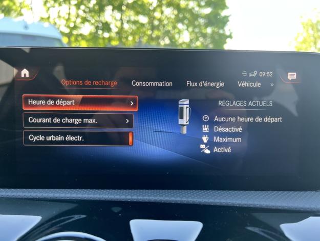 MERCEDES-BENZ A 250 e Berline AMG Pack  