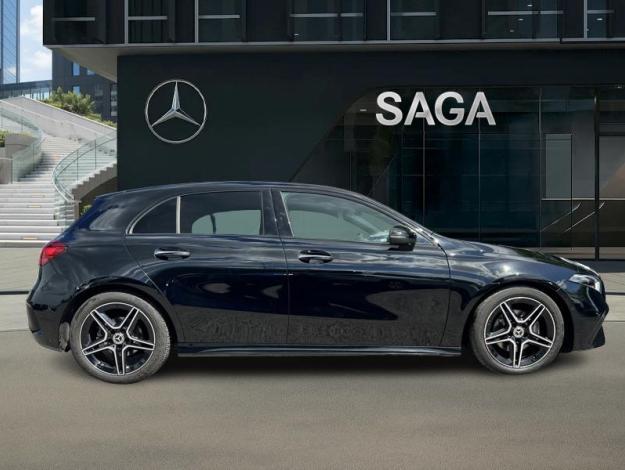 MERCEDES-BENZ A 180 d AMG Pack Night Facelift  