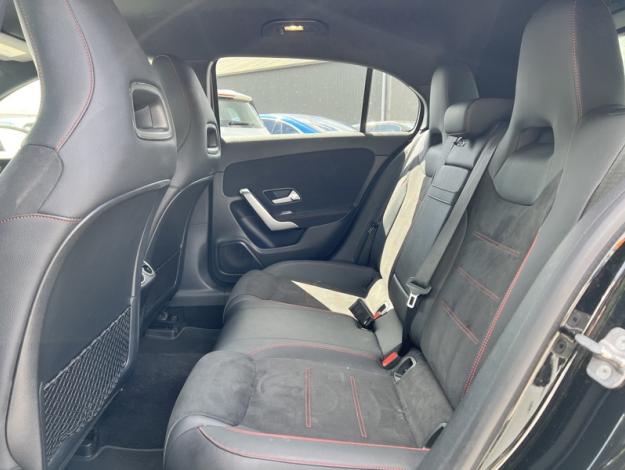 MERCEDES-BENZ A 180 d AMG Pack Night Facelift  