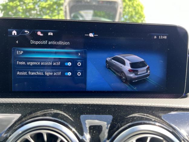 MERCEDES-BENZ A 180 d AMG Pack Night Facelift  