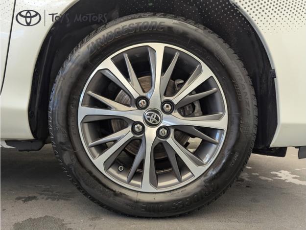 TOYOTA Yaris Design Y20  1.5 111 ch 