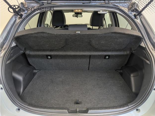 TOYOTA Yaris Design Y20  1.5 111 ch 