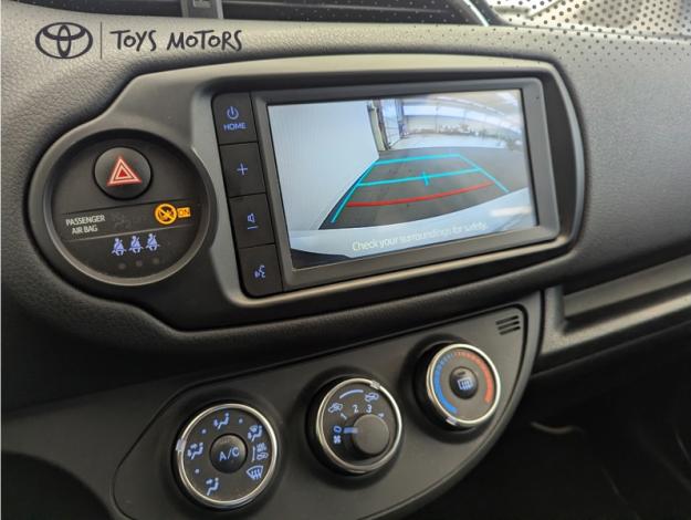 TOYOTA Yaris Design Y20  1.5 111 ch 