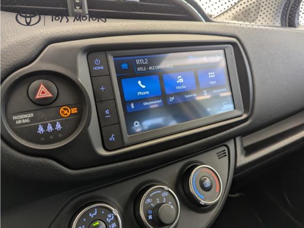 TOYOTA Yaris Design Y20  1.5 111 ch 