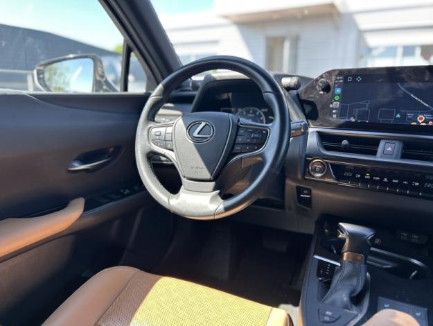 LEXUS UX 250H 2WD Luxe techno  