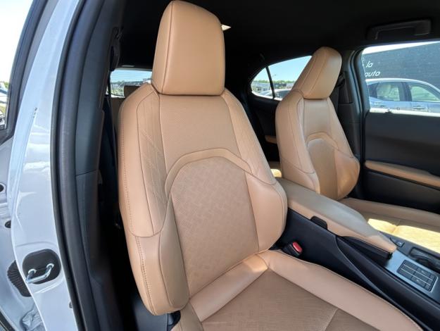 LEXUS UX 250H 2WD Luxe techno  