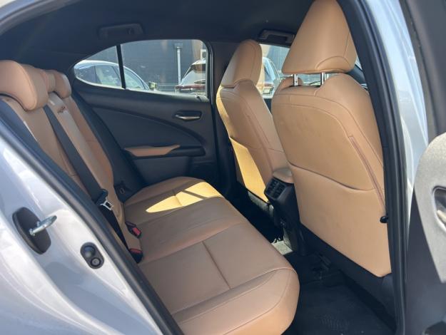 LEXUS UX 250H 2WD Luxe techno  