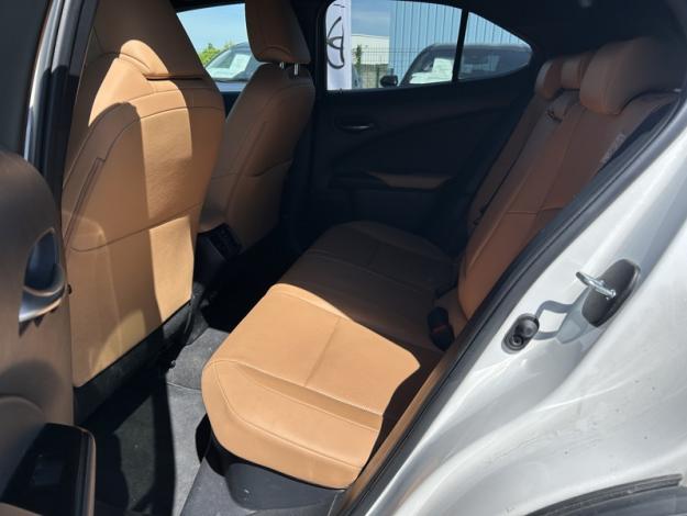 LEXUS UX 250H 2WD Luxe techno  