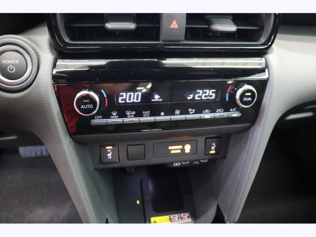 TOYOTA Yaris Cross Hybrid 2WD Trail   